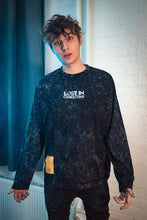 Lade das Bild in den Galerie-Viewer, Longsleeve "Lost in Spacetime"