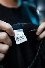 Lade das Bild in den Galerie-Viewer, Shirt "Lost in Spacetime"