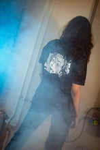 Lade das Bild in den Galerie-Viewer, Shirt "Lost in Spacetime"