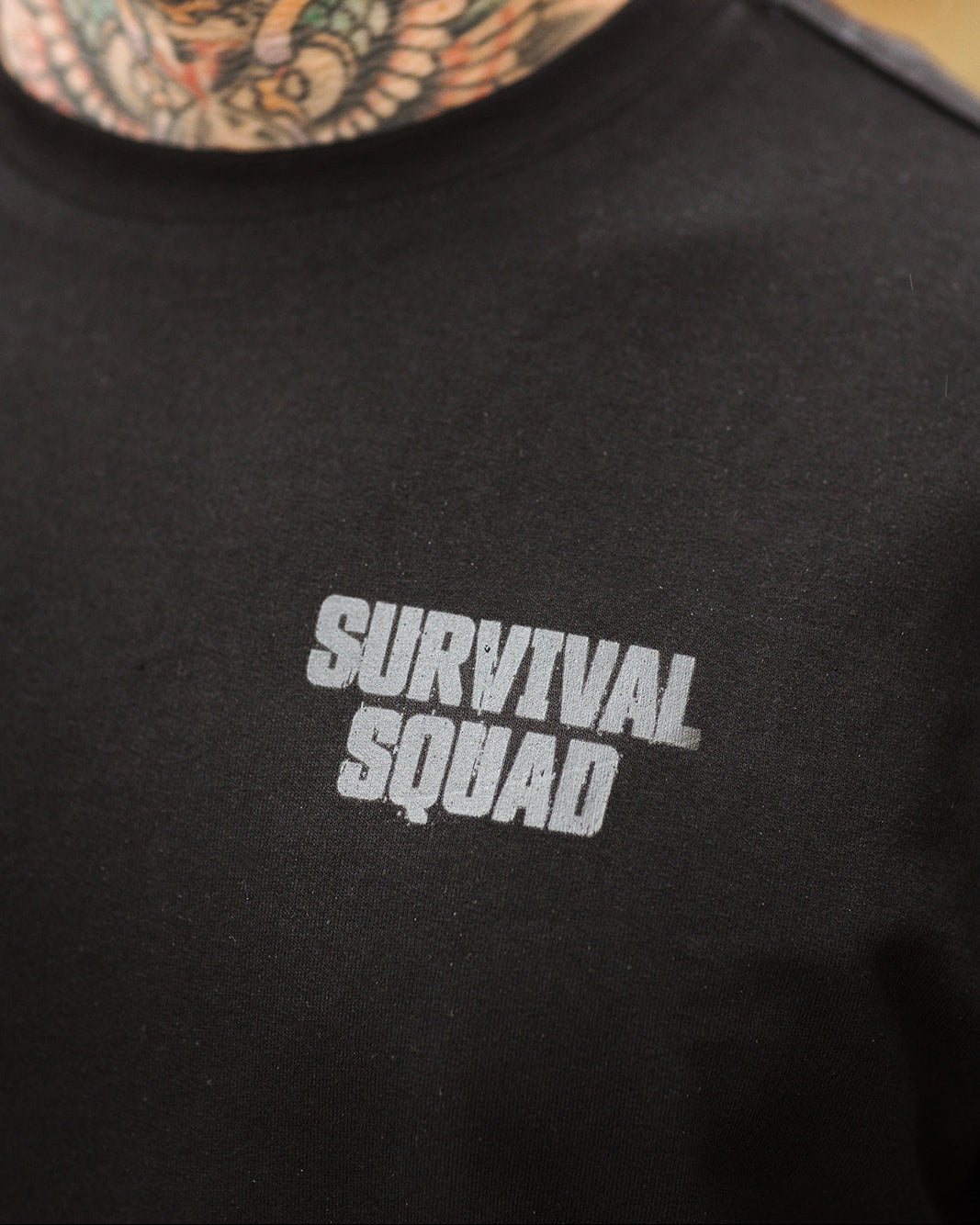 CREWNECK SWEATSHIRT "SURVIVAL SQUAD" BÄRENTATZE